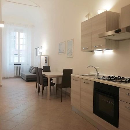 Mistrangelohome 5 - Appartamento In Pieno Centro Savona Eksteriør bilde