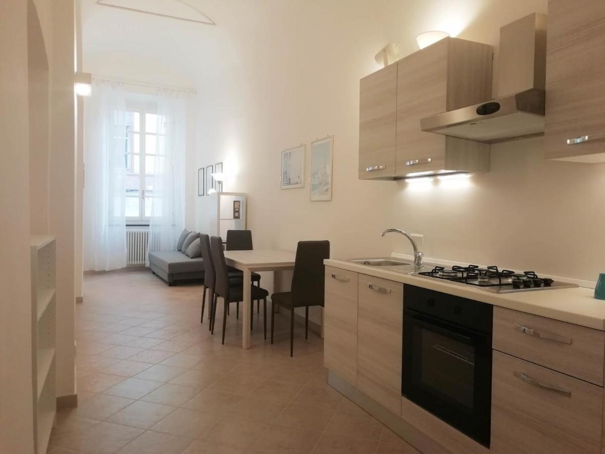 Mistrangelohome 5 - Appartamento In Pieno Centro Savona Eksteriør bilde