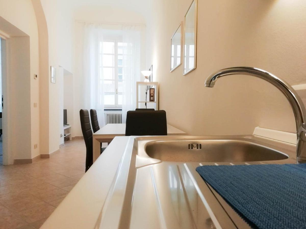 Mistrangelohome 5 - Appartamento In Pieno Centro Savona Eksteriør bilde