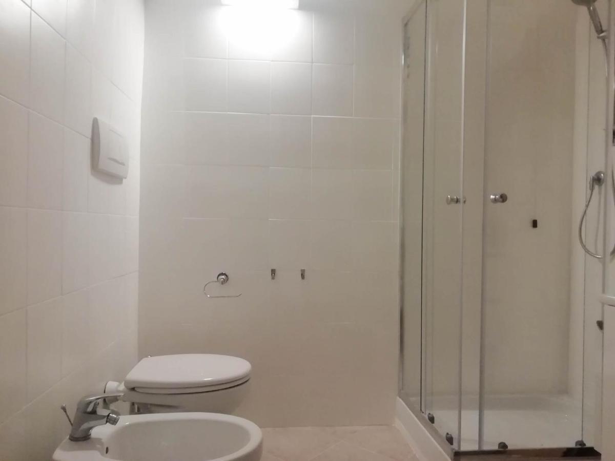Mistrangelohome 5 - Appartamento In Pieno Centro Savona Eksteriør bilde