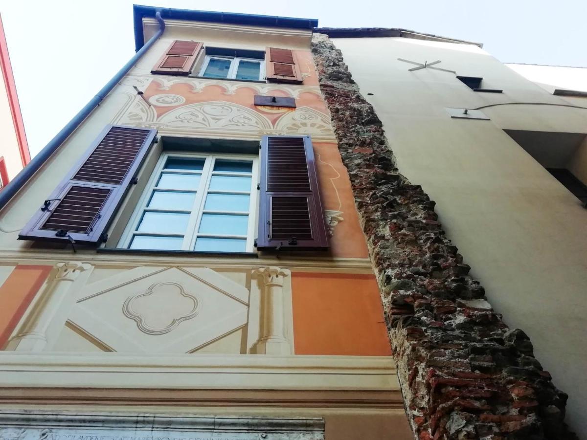 Mistrangelohome 5 - Appartamento In Pieno Centro Savona Eksteriør bilde