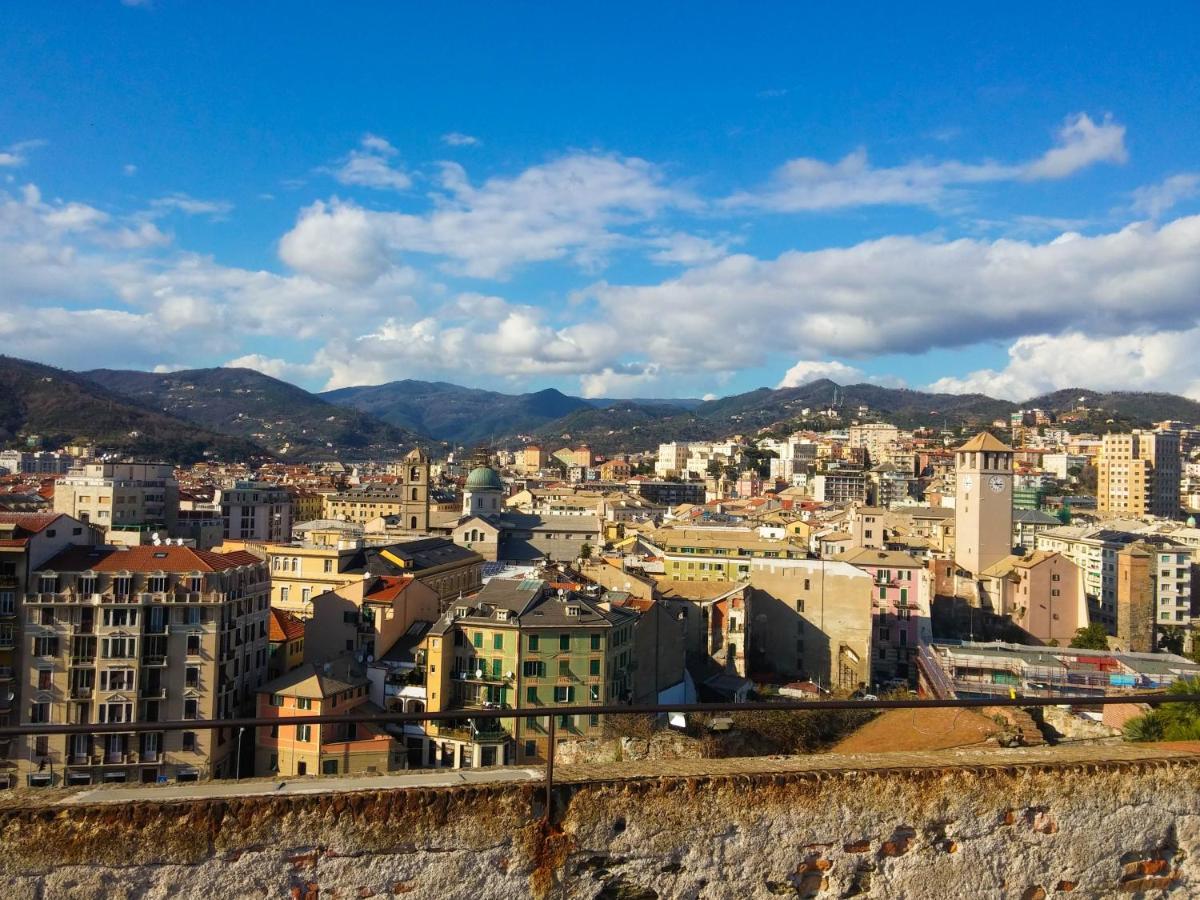 Mistrangelohome 5 - Appartamento In Pieno Centro Savona Eksteriør bilde